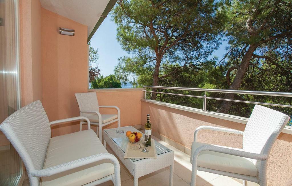Beautiful Apartment By The Sea Прижба Экстерьер фото
